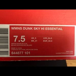 Nike woman’s sneakers